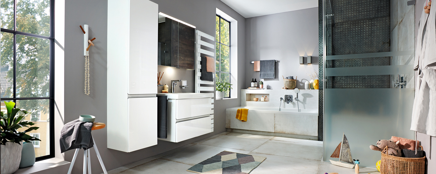 Badezimmer, Dusche, Badewanne